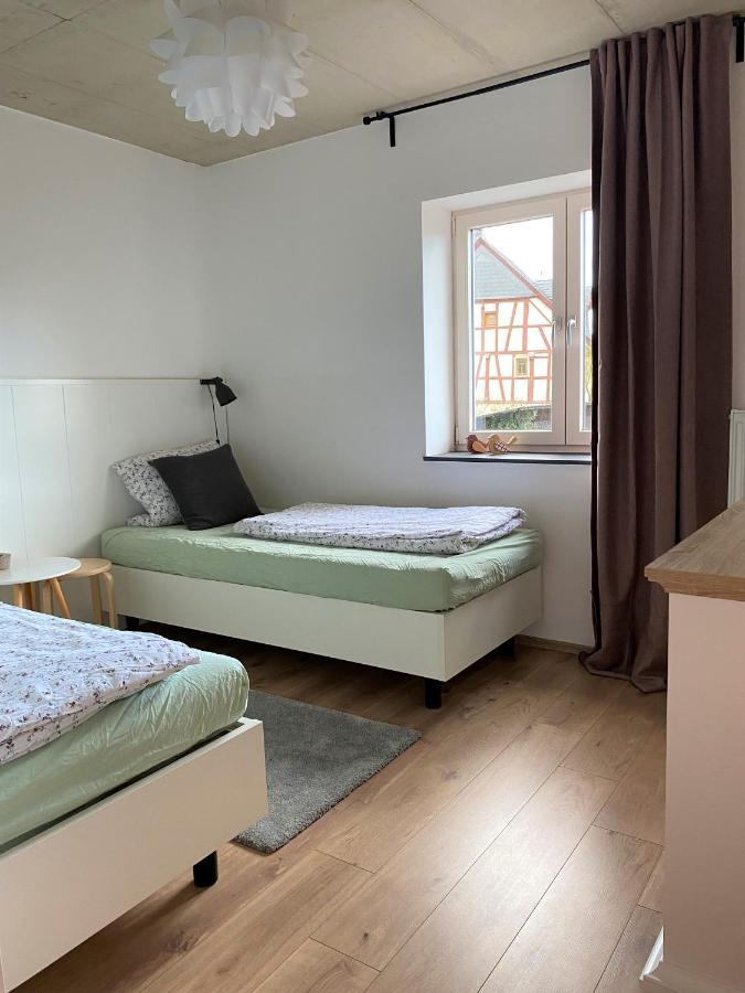 Landhof Lieg - Tierische Auszeit In Unseren Gemuetlichen Ferienwohnungen Zewnętrze zdjęcie